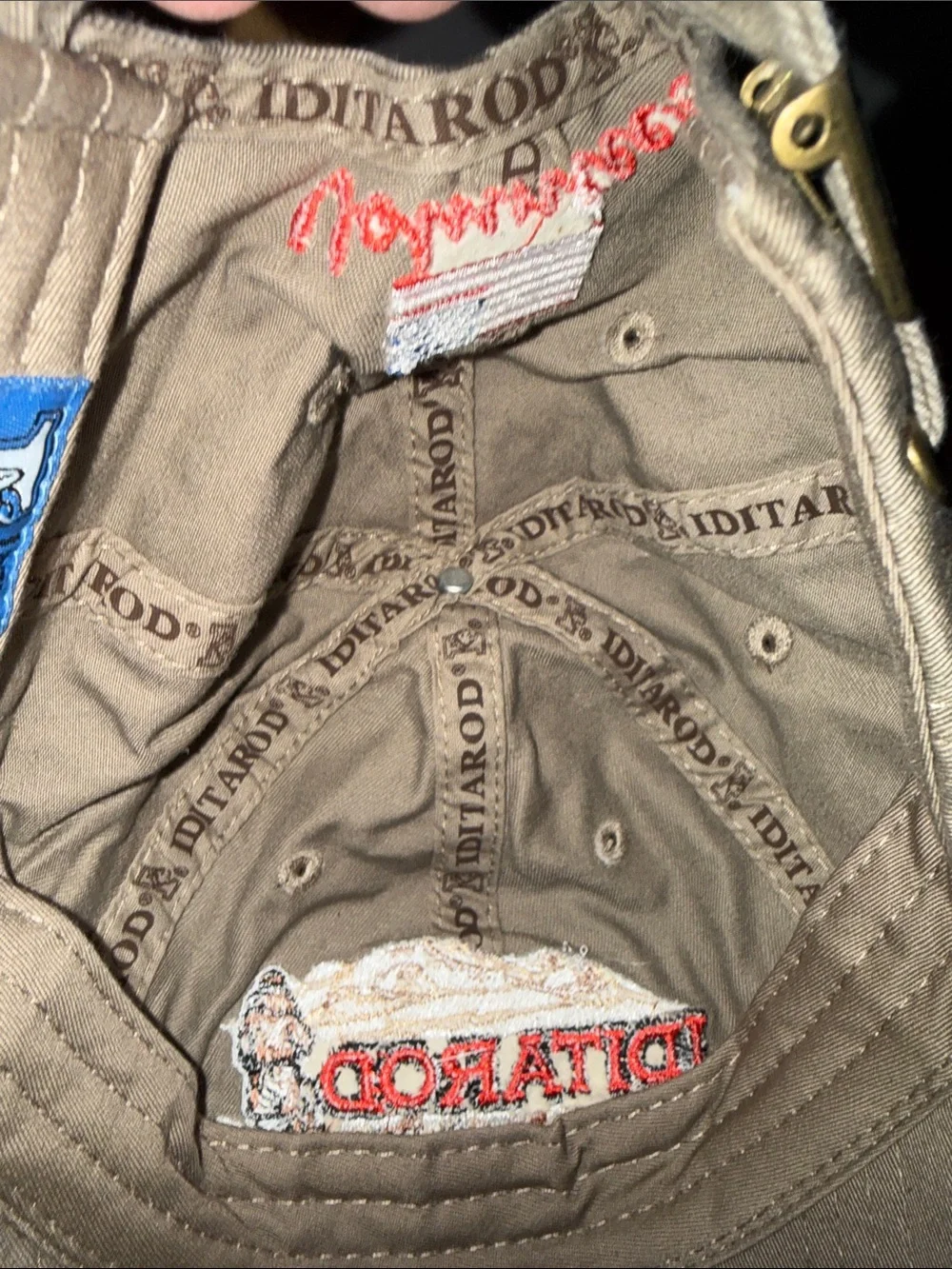 Iditarod 2010 Embroidered Khaki Baseball Cap volunteer collectible never worn